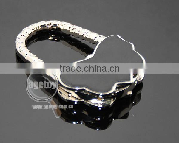 Rose Red Color Shimmering Powder Butterfly Shaped Zinc Alloy Metal Foldable Portable Promotional Bag Hook