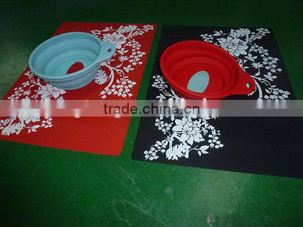 different sizes non stick and heat resisitant silicone dinner table mat