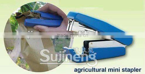 stapler remover