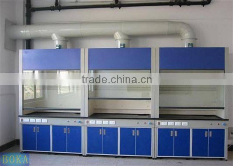 Walk-in laboratory fume cupboard
