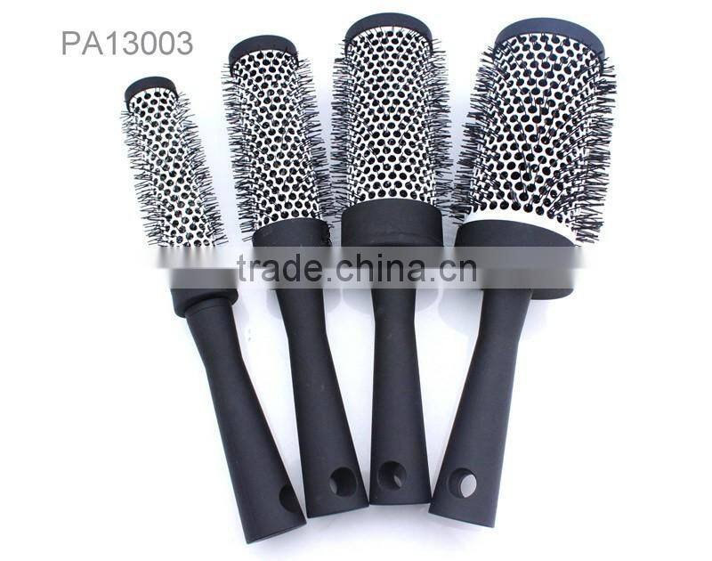 hair straightening brush with antistatic material