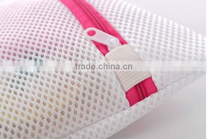 YIWU RODA 100% polyester sandwich 6 sets white embroidery fashion washing bag