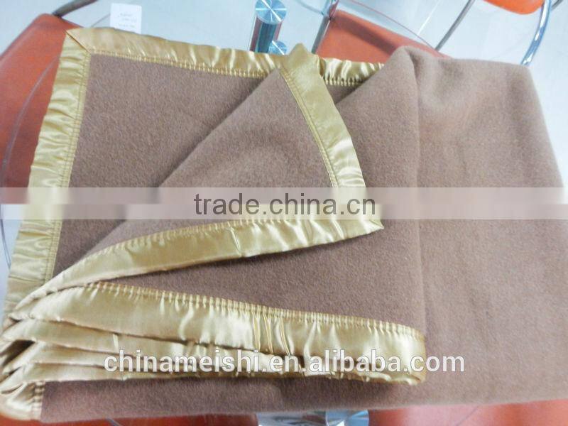 new design high quality pretty warm soft hand feeling wool blanket