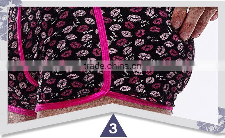 mens underwear boxers and ladys underwear briefs