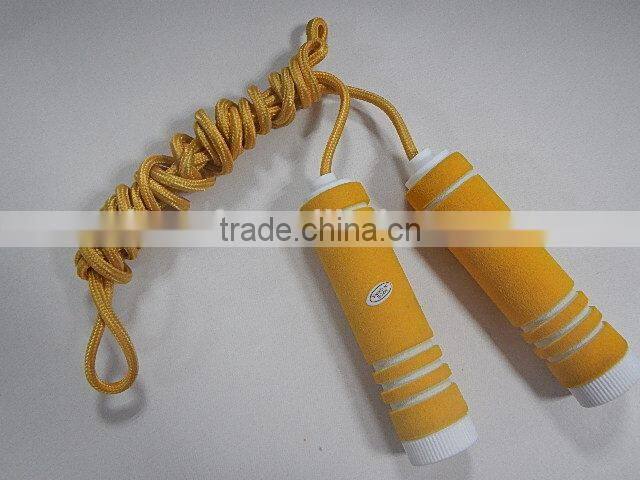 Fashion rubber foam skipping rope