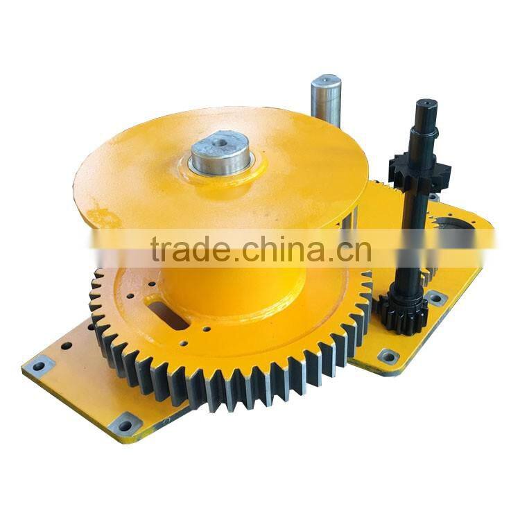 Speed transmission high rpm hand winch