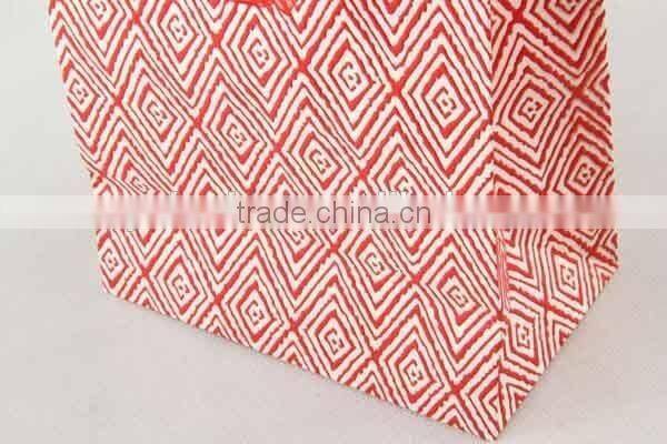 Colorful Shopping Paper Bag Through Foaming Process/Printed Foldable Gift Bag