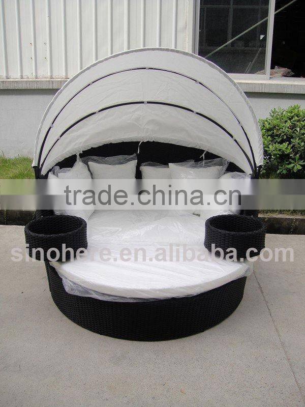 Hot sale luxury patio Sun Rattan Daybed
