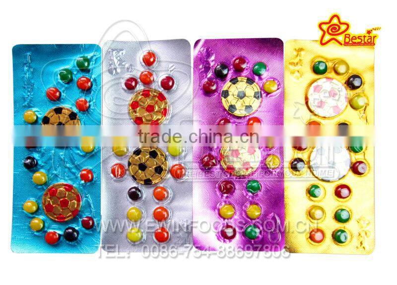 Poker Soldier Packing Football Bubble Gum And Chocolate Bean