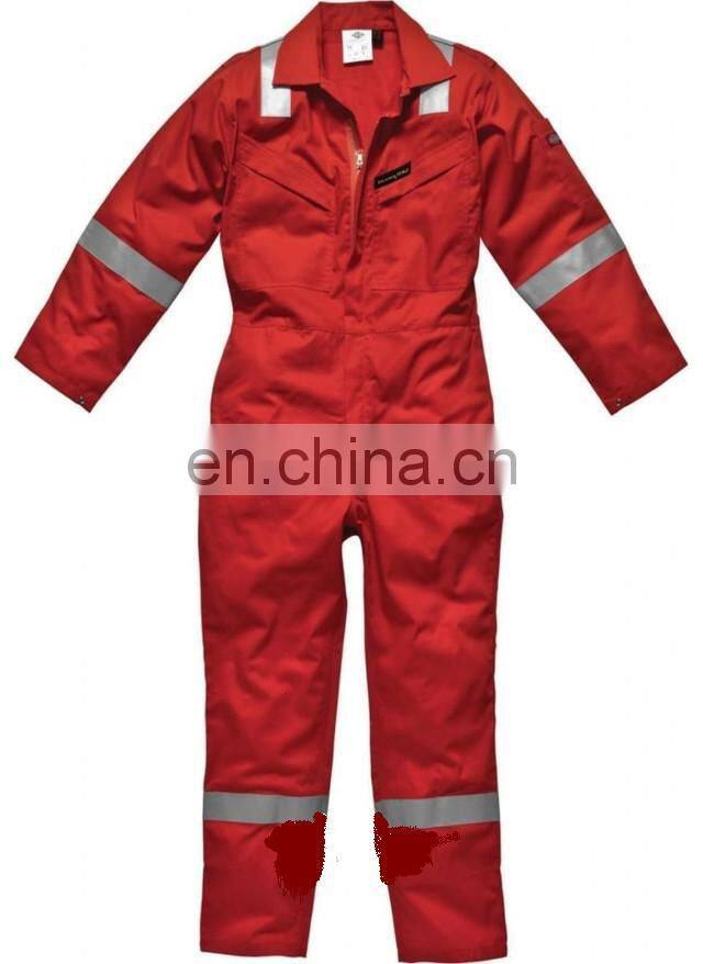 Men safety coverall for oil and gas in industries