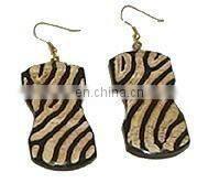 Beautiful Blue Bone and Brass Fashion Earring