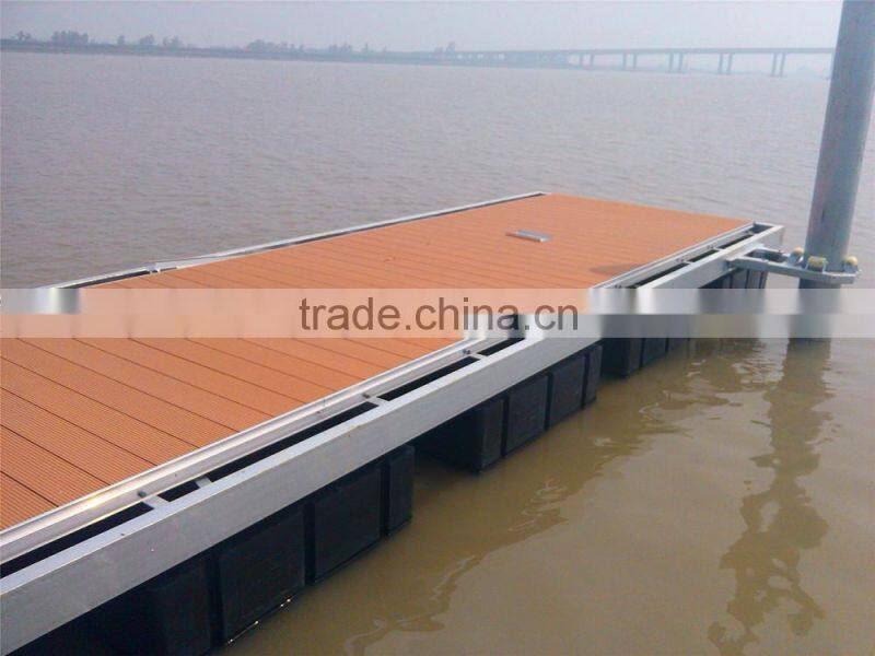 garden outdoor for lake deck