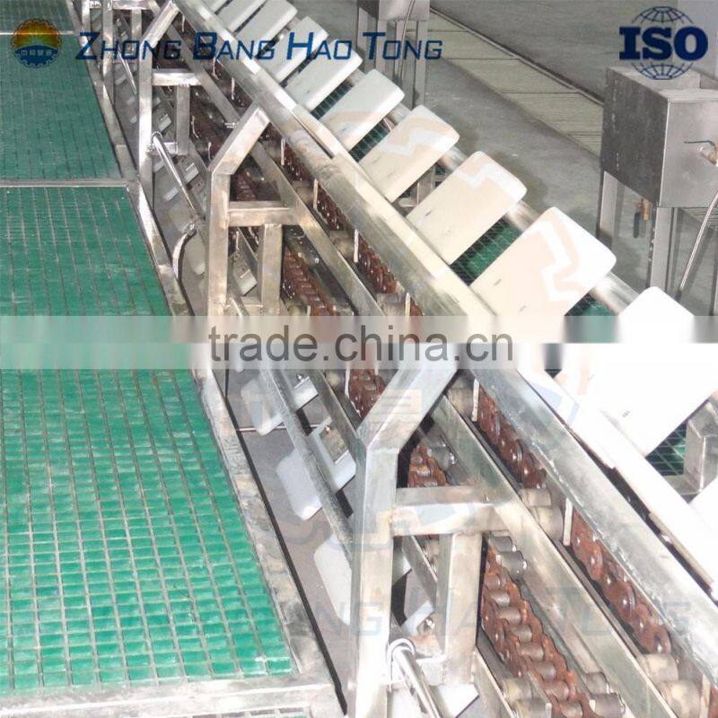 Flexible conveying chain for pig pre-peeling for pig slaughterhouse plant