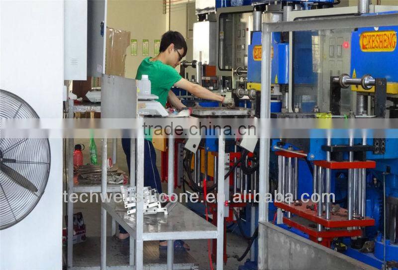 Hot selling cheap silicone pan handle covers