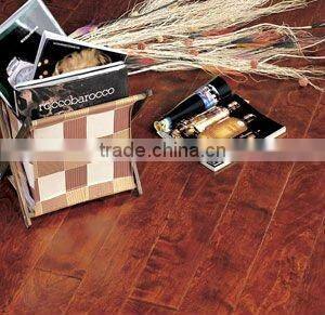 Oak engineered wood flooring