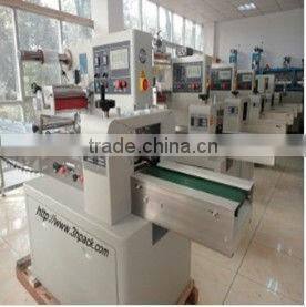 Automatic glove packing machine