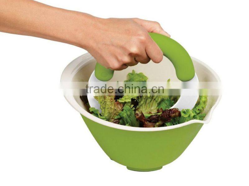 Food grade plastic vegetable fruit cutter salad cutter for kitchen Salad Shears Lettuce Chopper