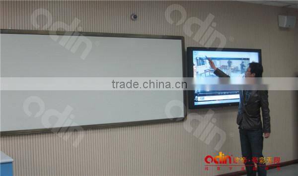 55 Inch LCD Screen Indoor Advertising Display IR Multi Touch All In One