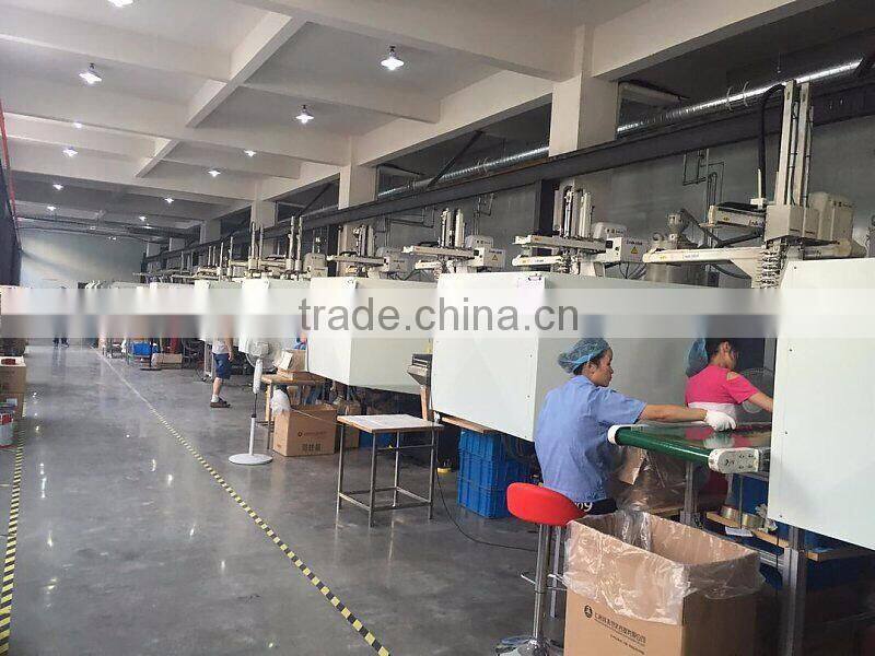 plastic cosmetic bottle injection molding machine