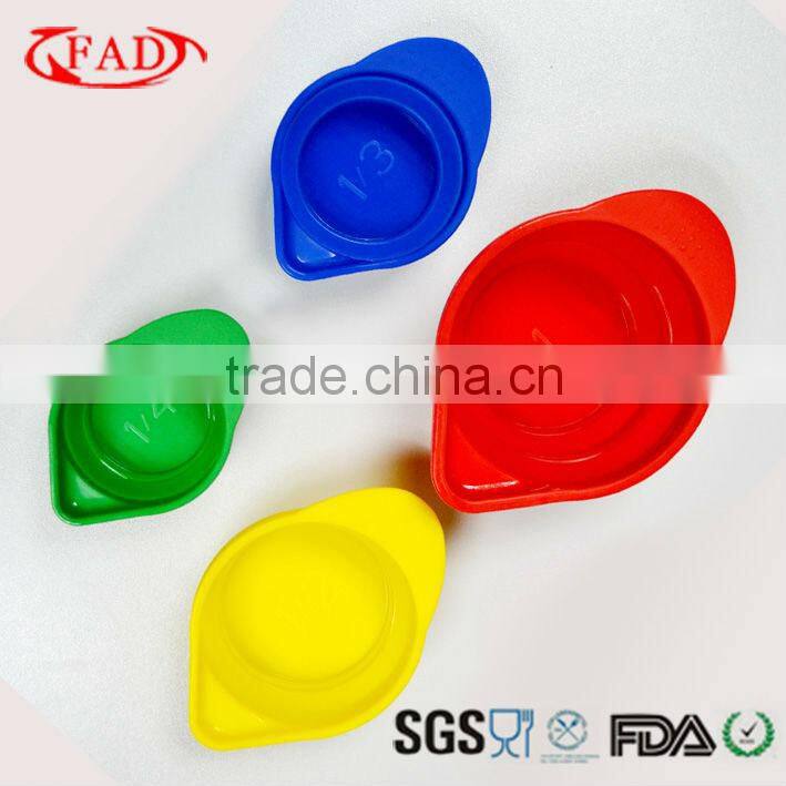 2014 Nesting Silicone Collapsible Measuring Cup With FDA and LFGB Approval
