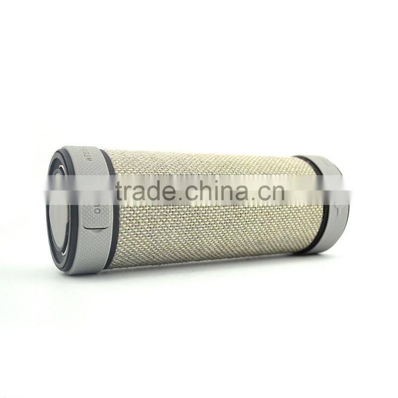 Professional Silicone Metal Stereo Outdoor Bluetooth Speaker RS111