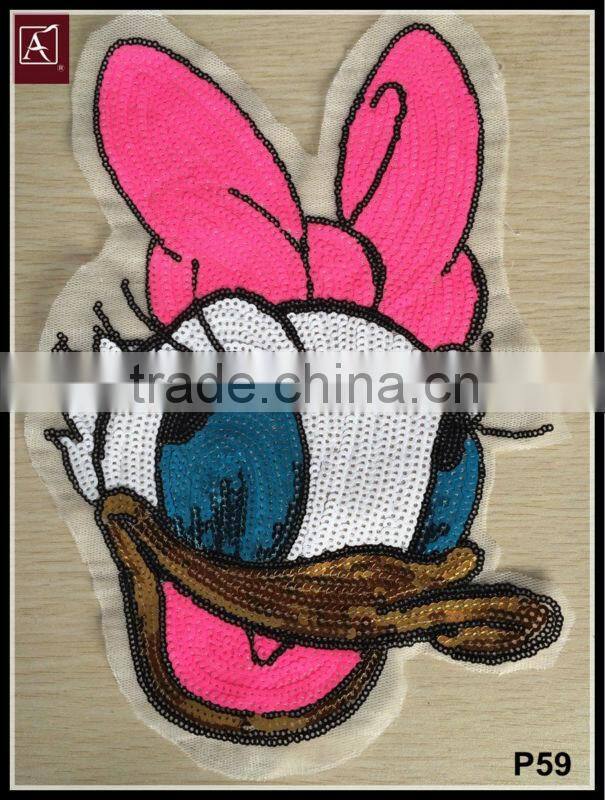 cartoon Donald Duck fashion sequin embroidery design patch