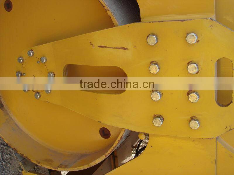 With CE small working mass double drum static road roller