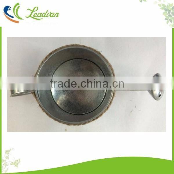 Cheap price large metal material watering cans in bulk for garden decoration