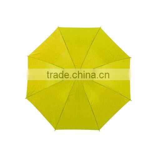 Classic umbrella with wooden shaft and crook handle