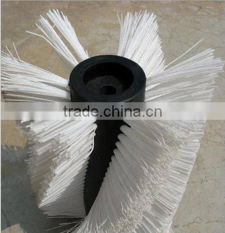 Road sweeper roller brush