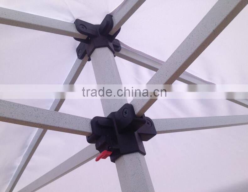 Outdoor sun umbrella