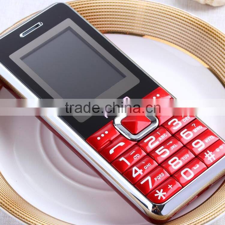 MTK6261M 2.0 QCIF screen 0.3Mega Pixels 2000mAh very small mobile phone