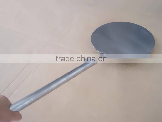 Stainless steel round shaped pizza peel in baking equipment