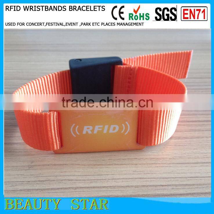 High quality NFC bracelets, Silicone Waterproof NFC bracelets with long read distance