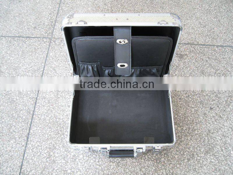 aluminum tool case with tool pallet