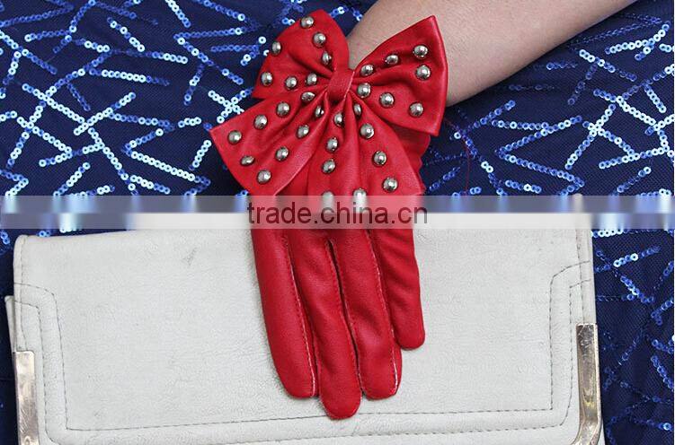 2015 New Arrival Winter Cycling Motorcycle Driving Lady Rivets Bowknot Soft PU Leather Gloves For Women Black Red