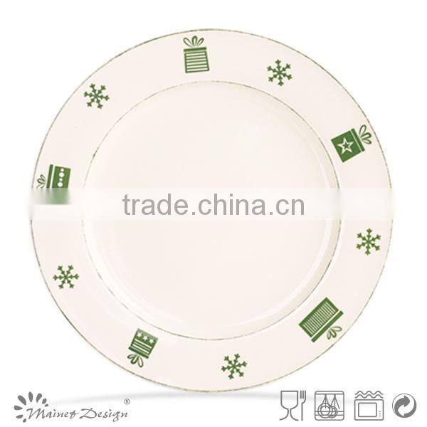 Ceramic christmas plate with holiday design