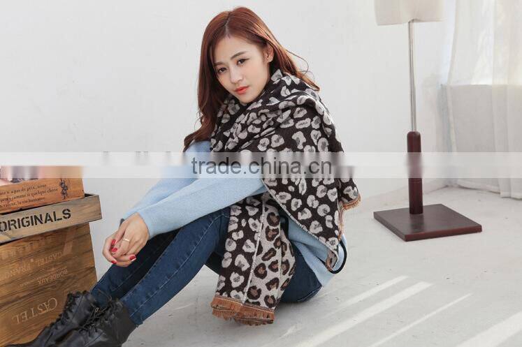 New Design Fashion Winter Wool Cashmere Pashmina Leopard Jacquard Ladies Stole Shawl Scarf