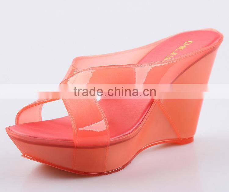 2016 Manufacturers newest design crystal straps jelly sandals wedge shoes FW16 pvc ladies shoes