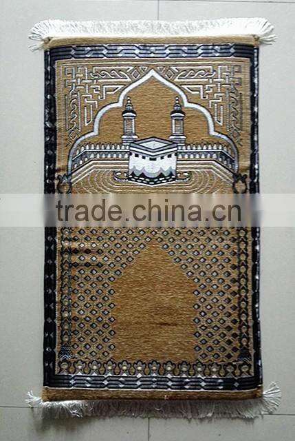 hot selling chenille jacquard muslim prayer mat with foam backing and zipper