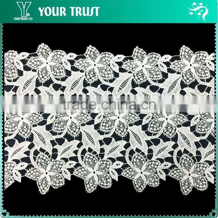 Width 6.0 Centimeter Wavy Flower Mesh White Polyester Trimming Lace
