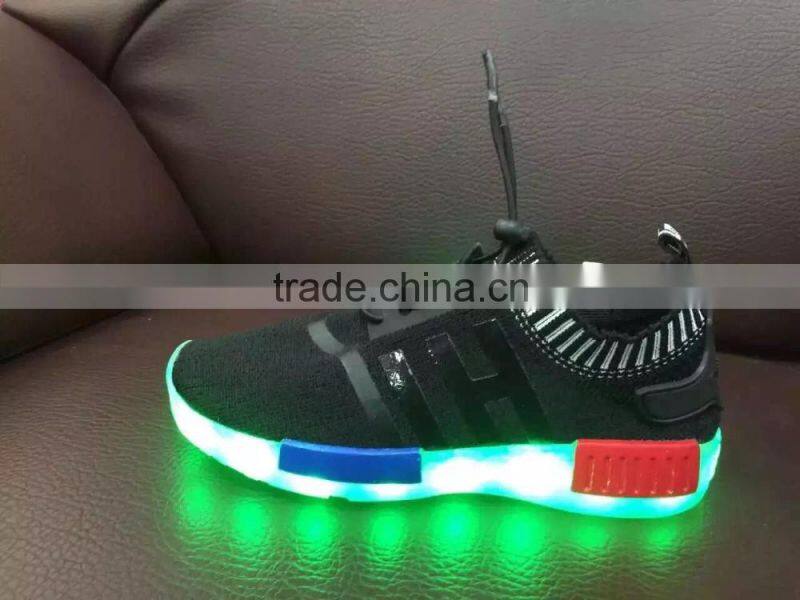Hot selling led kids light shoes with USB charge fashion led light up kids sport shoes