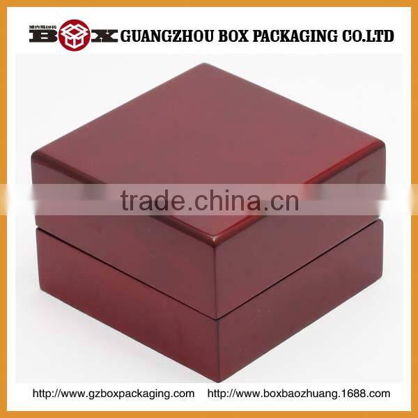 Exclusive Custom Red Fashion Watch Box Storage Packaging Box Many Designs