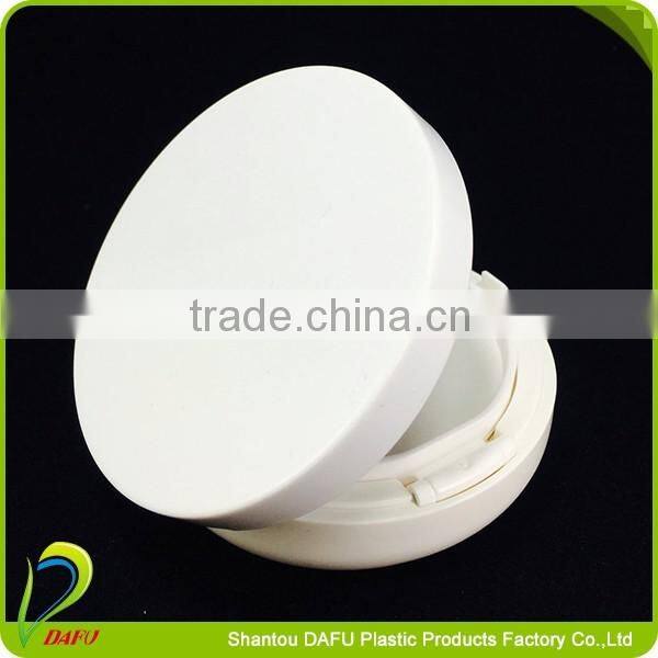 2016 New design custom plastic BB cosmetic sample packaging