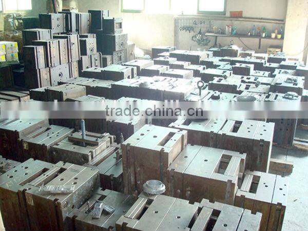 Color Plastic Injection Molding for Plastic game handle
