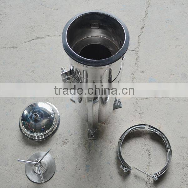 Single bag cartridge filter housing