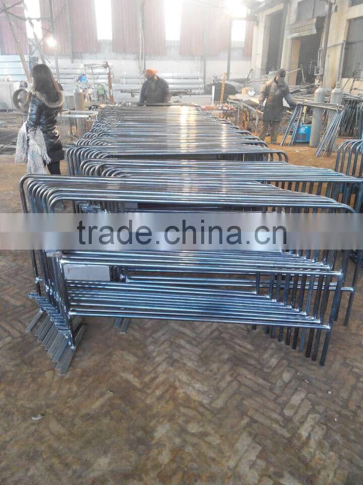 france welded pipe temporary fence queue control barrier crowd control barrier