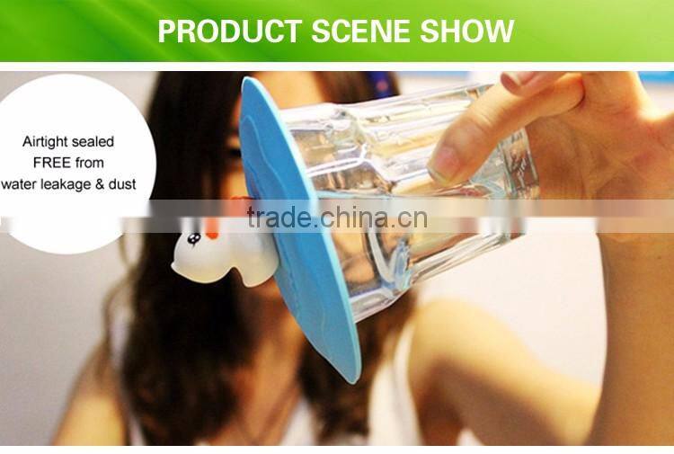 Newest eco-friendly FDA LFGB silicone cup holder /cup cover