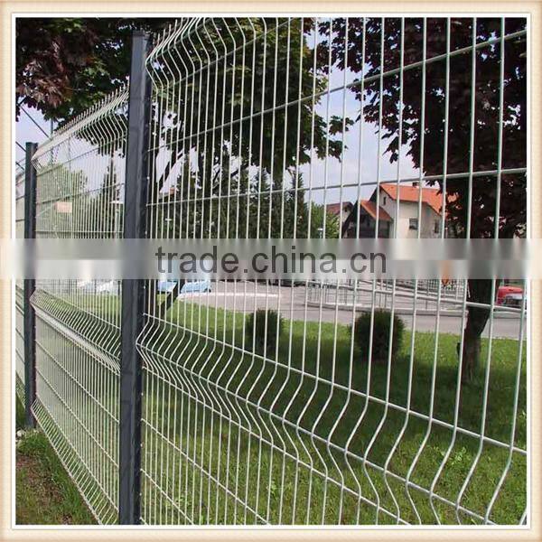 qiangyu hot sale galvanized wire mesh fence / panle fence for sale