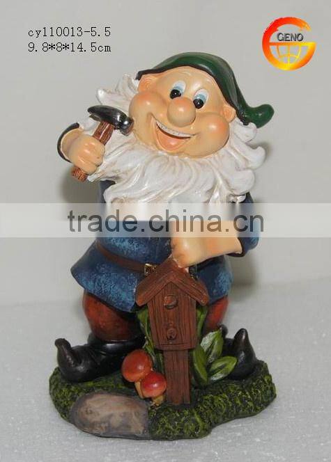 Hot selling resin small gnome for sale